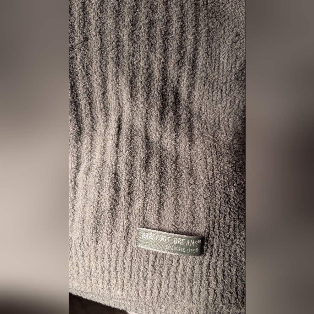 Barefoot Dreams Cozy Chic Lite Sage Green Plush Throw Blanket